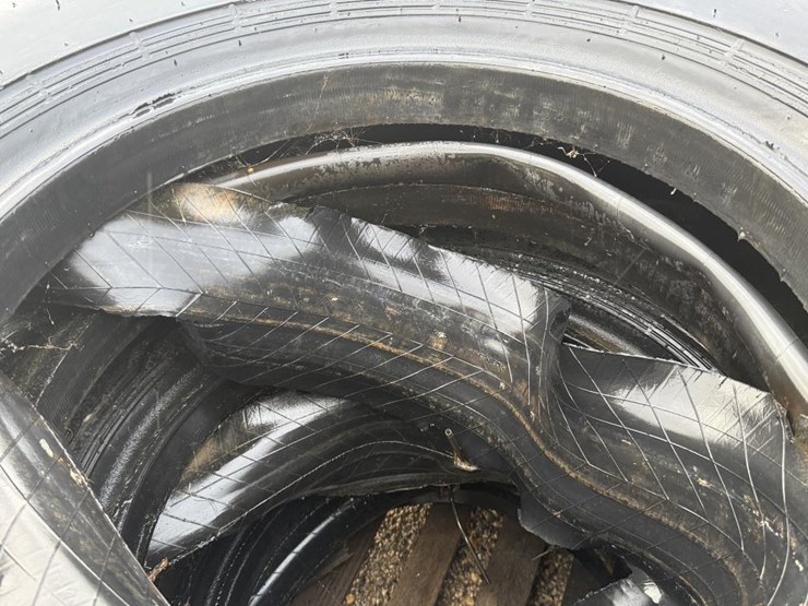 #2135-•-(4)-super-grip-grader-tires-image-11