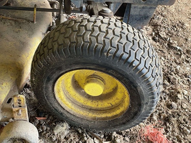 john-deere-316-image-18