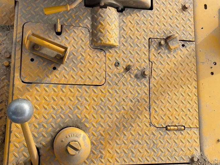 1956-caterpillar-d8-image-61