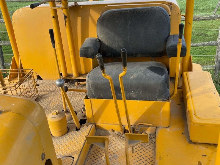 1956-caterpillar-d8-image-52