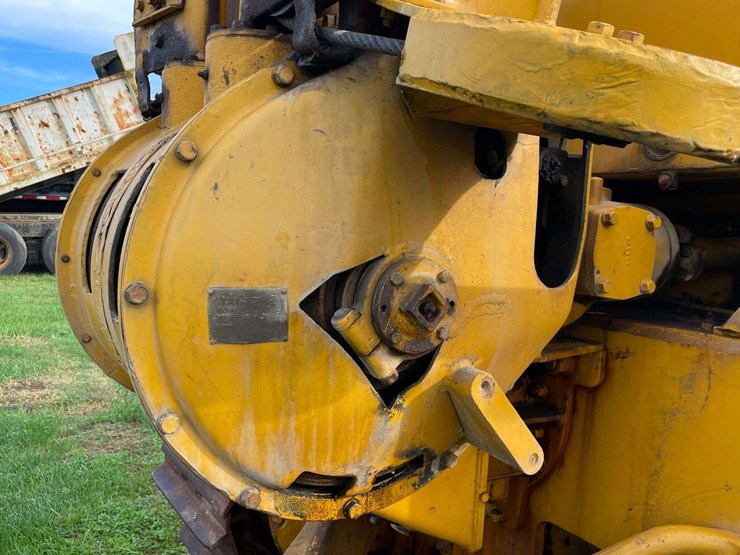 1956-caterpillar-d8-image-71