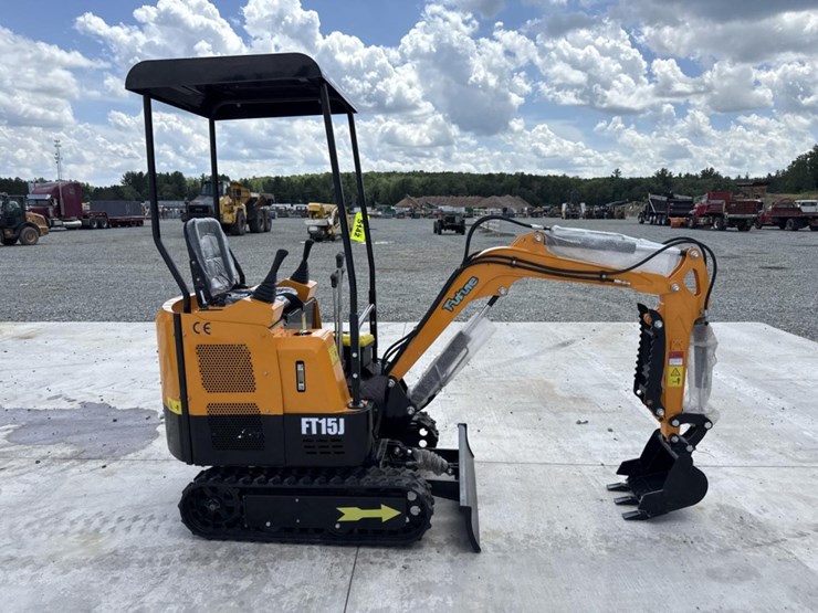 #6450-•-unused-future-ft15j-mini-excavator-image-6
