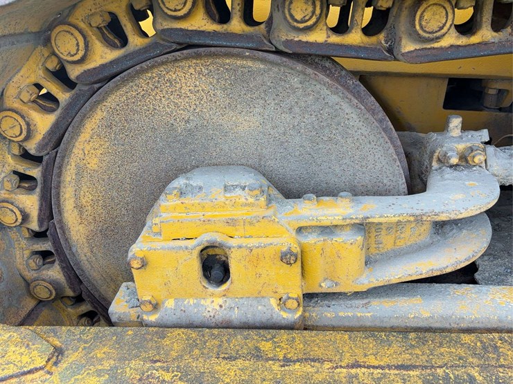 1956-caterpillar-d8-image-30
