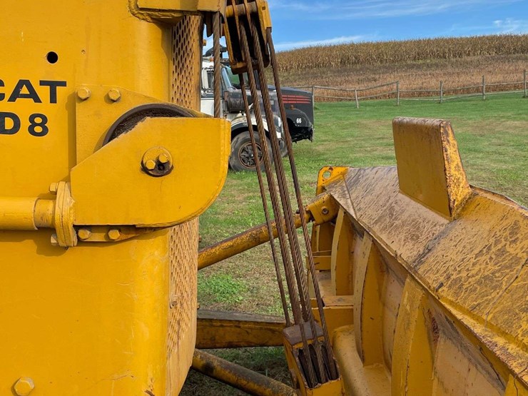 1956-caterpillar-d8-image-46