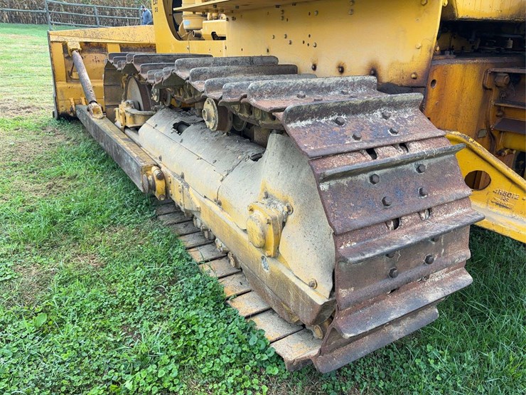 1956-caterpillar-d8-image-36