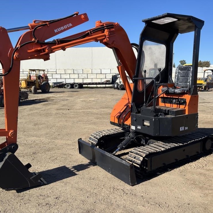 KUBOTA KH30SR