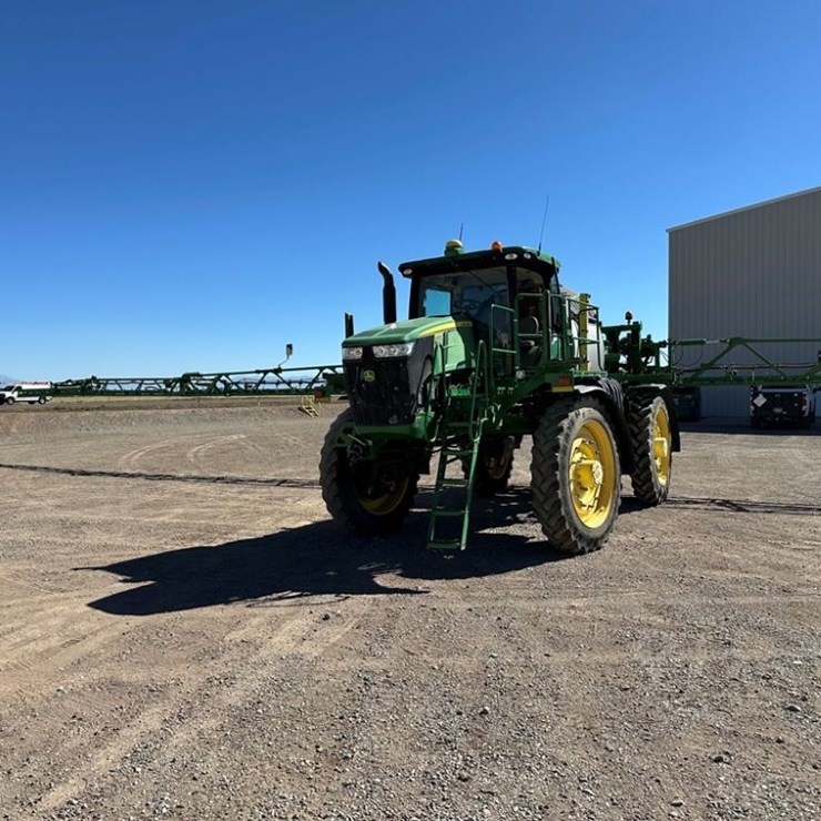 2015 JOHN DEERE R4045