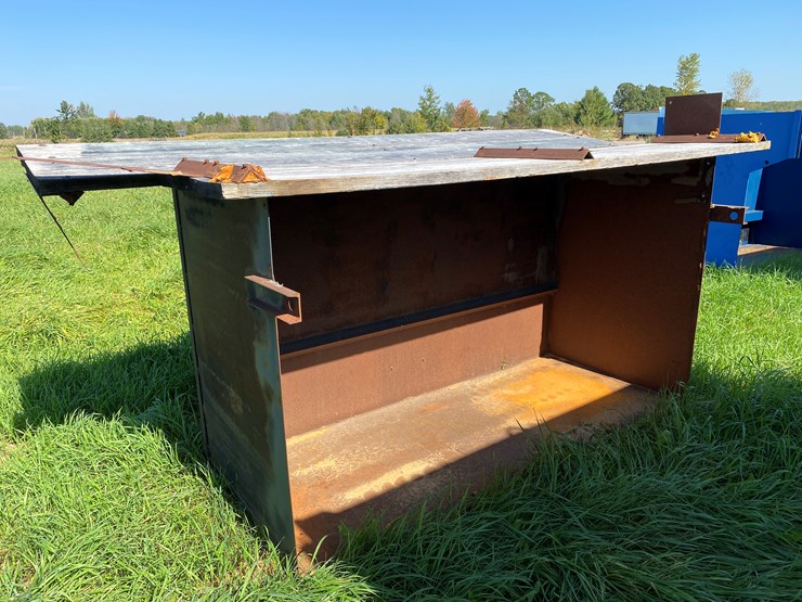 international-4900-image-11