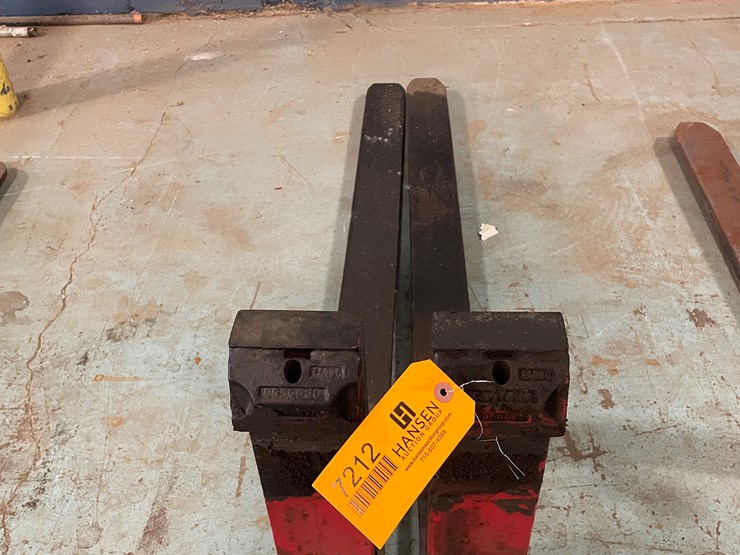 #7212-•-54"-x-4"-forklift-pallet-forks-image-4