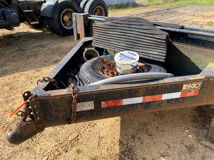 #1589-•-2004-big-o-16'-tandem-axle-deckover-trailer-(no-title)-image-9