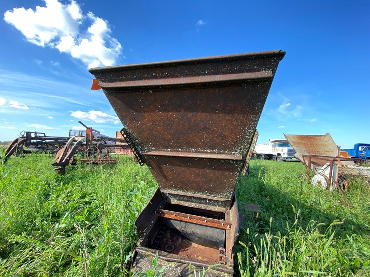 #1622-•-john-deere-hay-elevator-image-10