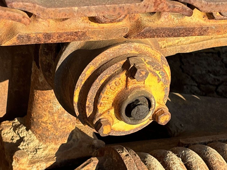 caterpillar-d6-image-16