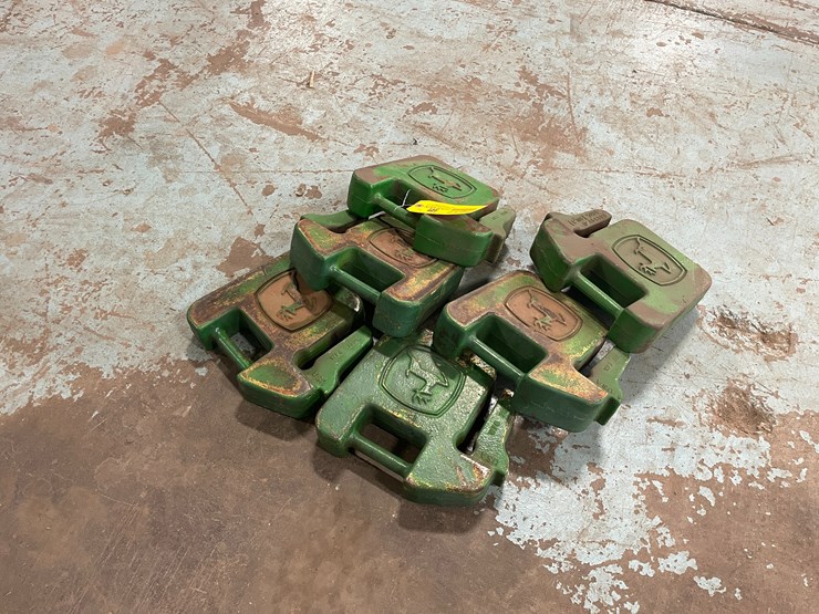 #7217-•-(6)-john-deere-compact-tractor-weights-image-4