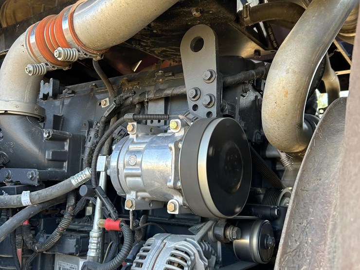 2013-case-ih-steiger-600-quadtrac-image-69