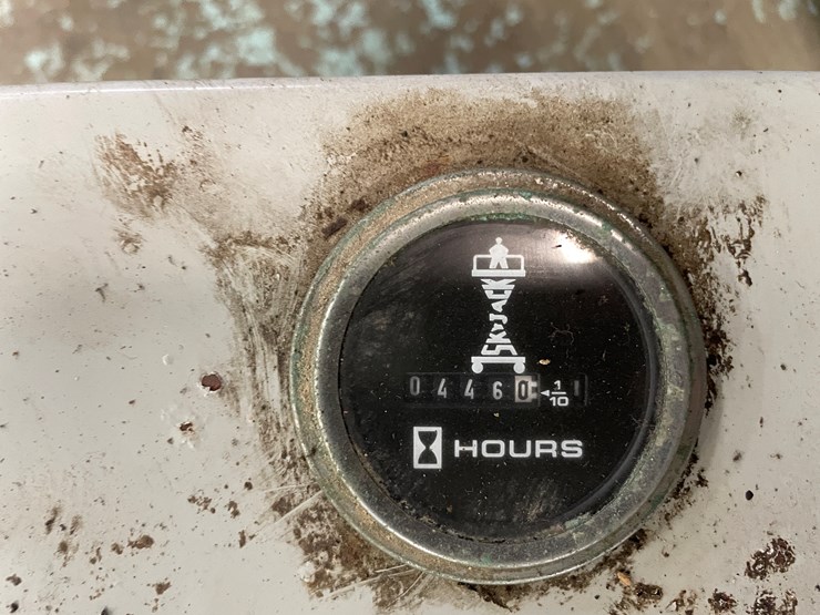 #5553-•-skyjack-sj226-scissor-lift-image-16