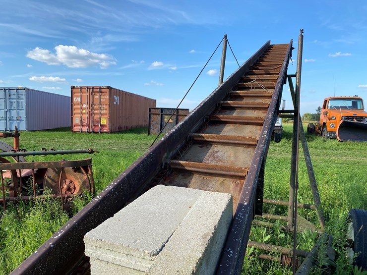 #1622-•-john-deere-hay-elevator-image-17