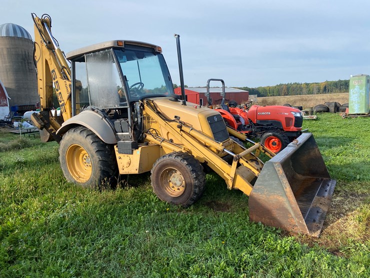 new-holland-655e-image-4