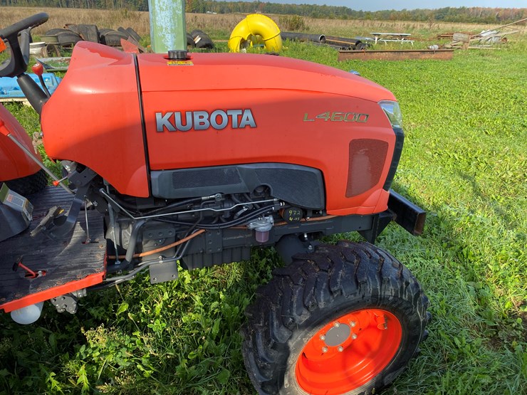 #1583-•-kubota-l4600d-4x4-diesel-tractor-image-37