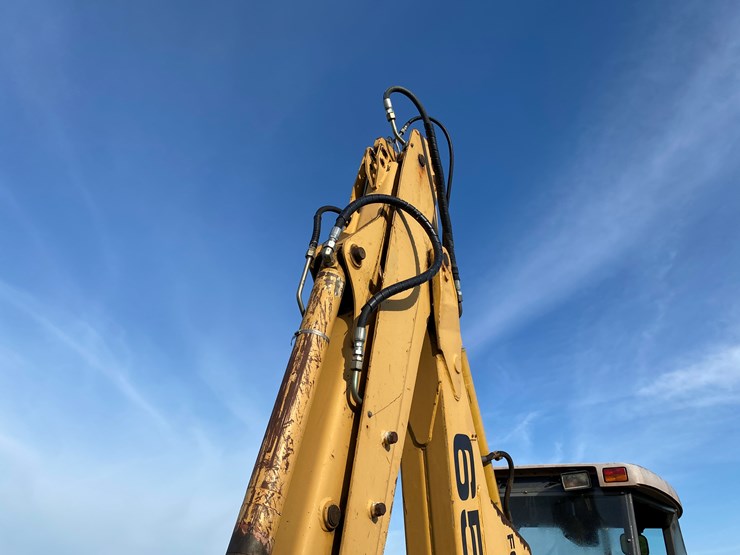 new-holland-655e-image-29