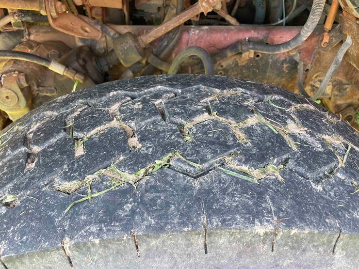 1982-international-dt466-image-52