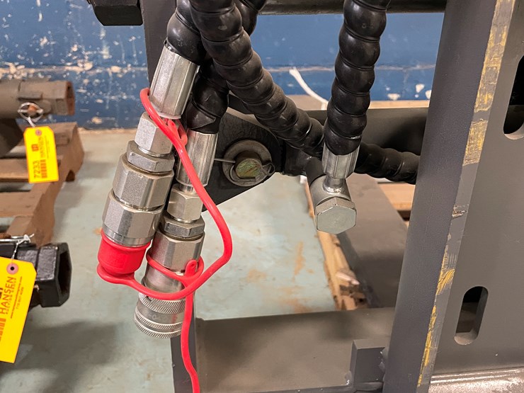 #7232-•-skid-steer-quick-attach-forks-with-side-shift-image-7