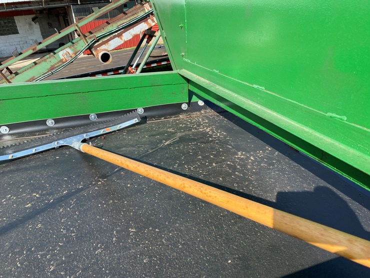 #1586-•-electric-cranberry-degrasser-conveyor-image-12