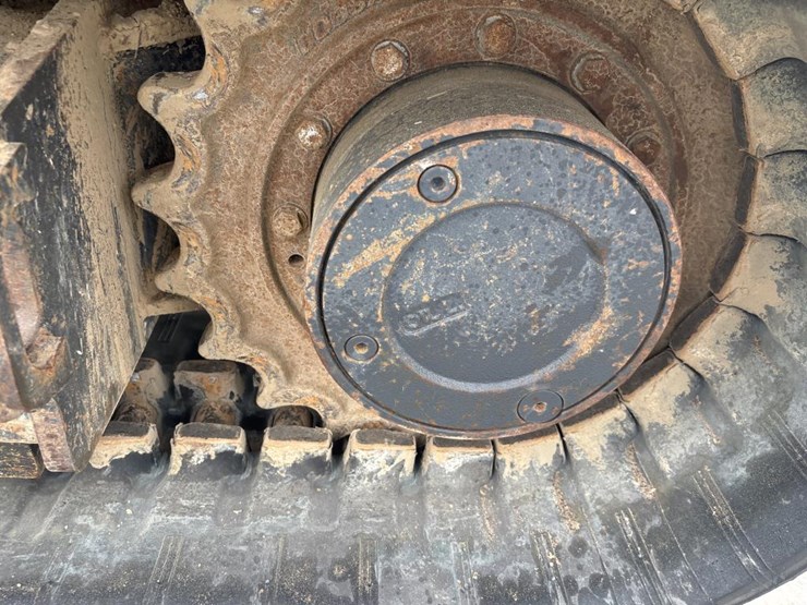 2019-bobcat-e85-image-56