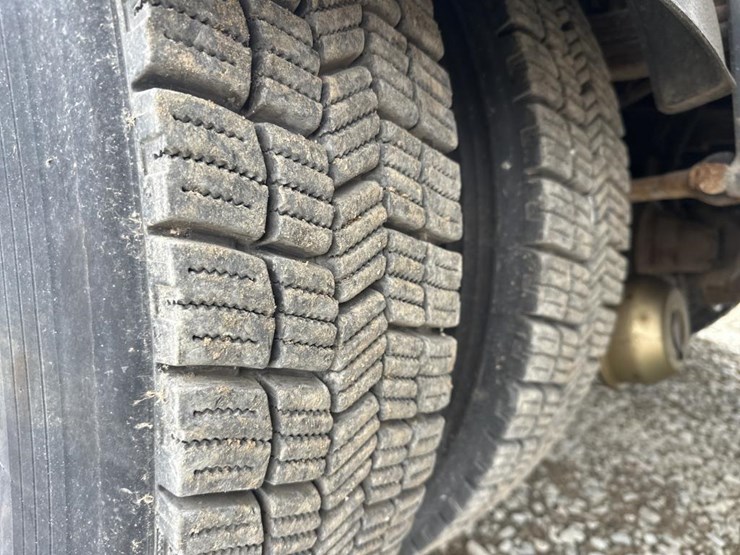 2004-caterpillar-3126-image-81