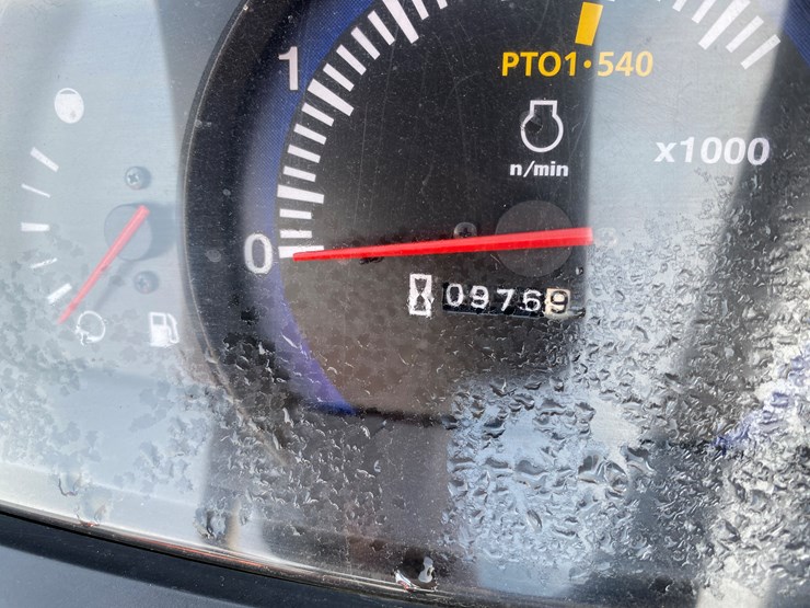 #1583-•-kubota-l4600d-4x4-diesel-tractor-image-36