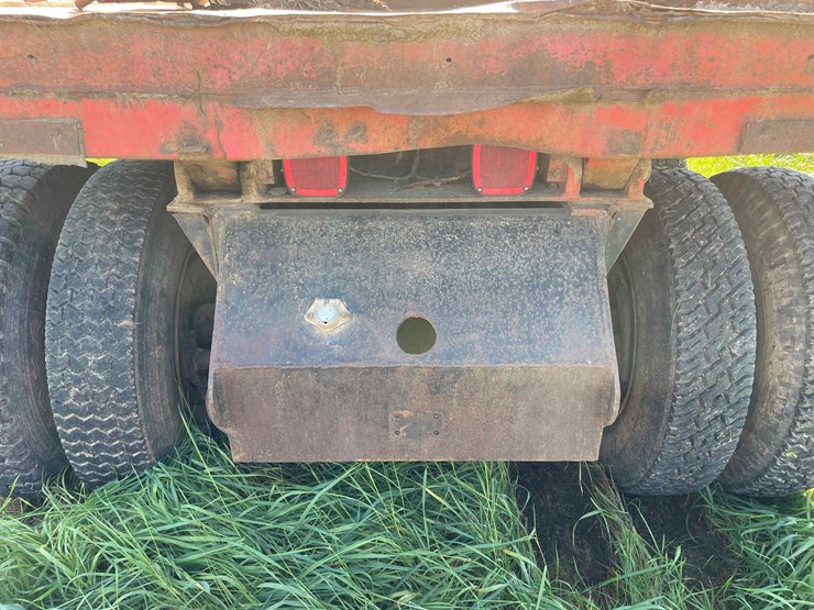 1982-international-dt466-image-61