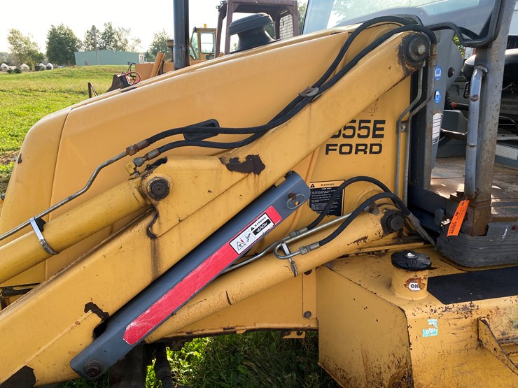 new-holland-655e-image-18