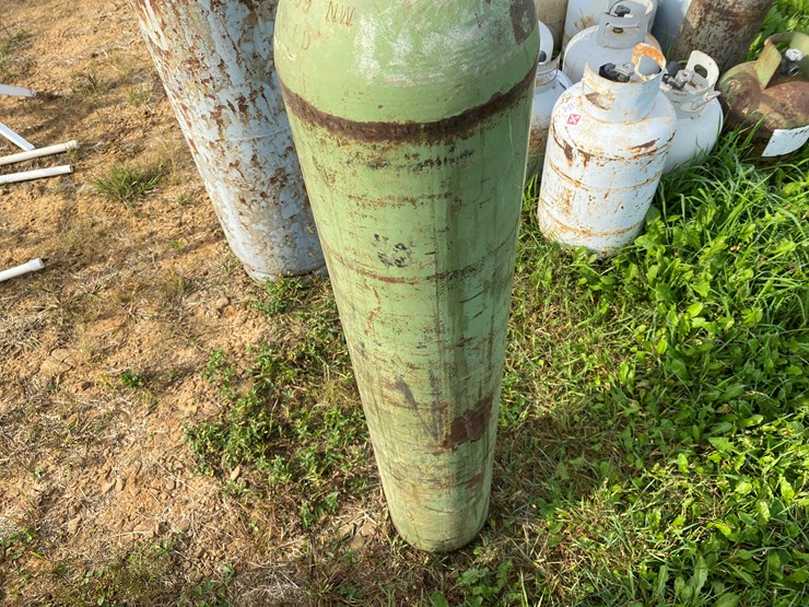 #1675-•-norweld-compressed-oxygen-tank-image-6