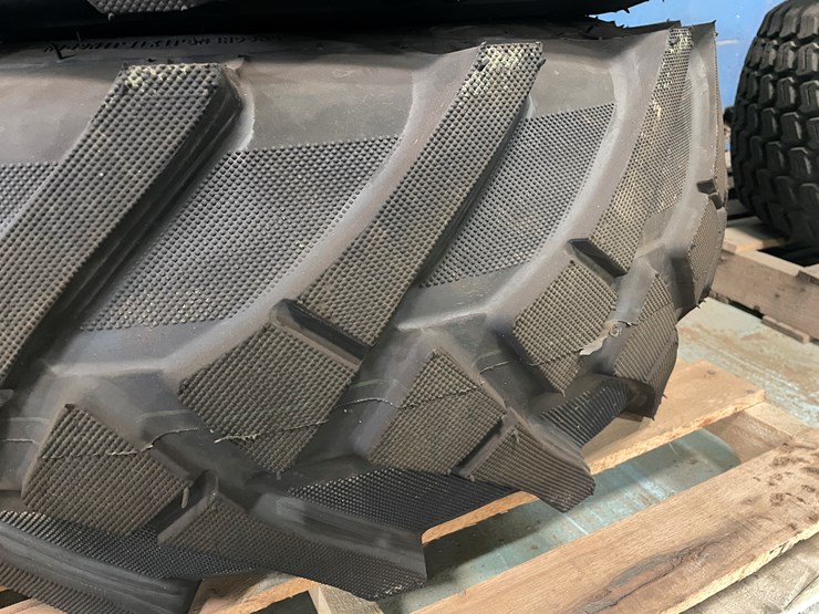 #7227-•-(2)-top-faith-tires-on-6-bolt-rims-image-6