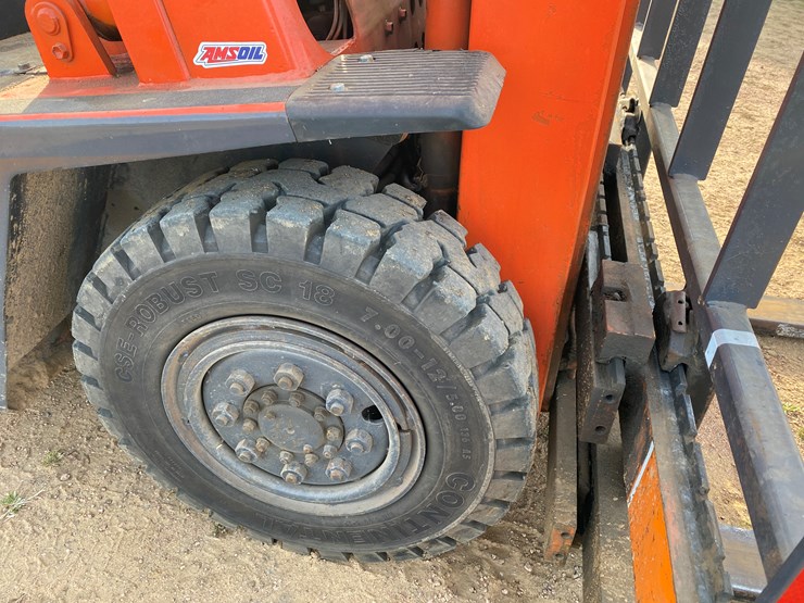 #1608-•-toyota-lp-forklift-image-15