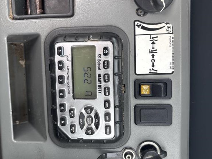 2019-bobcat-e85-image-46