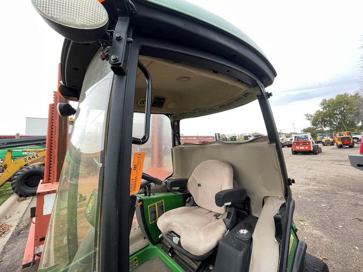 john-deere-1575-image-21