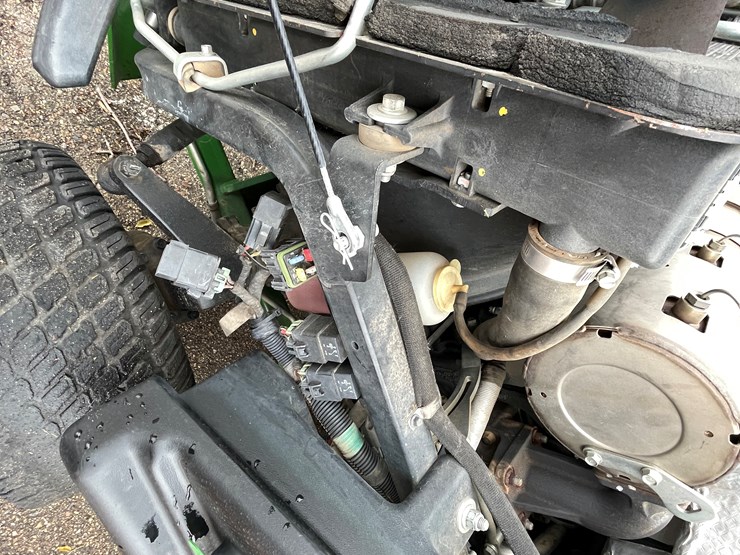 john-deere-1575-image-17