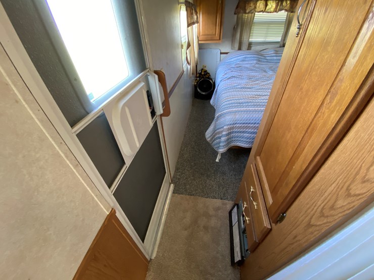 #1607-•-keystone-sprinter-360fk-camper,-(no-title)-image-53