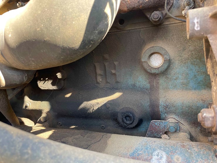 1982-international-dt466-image-112