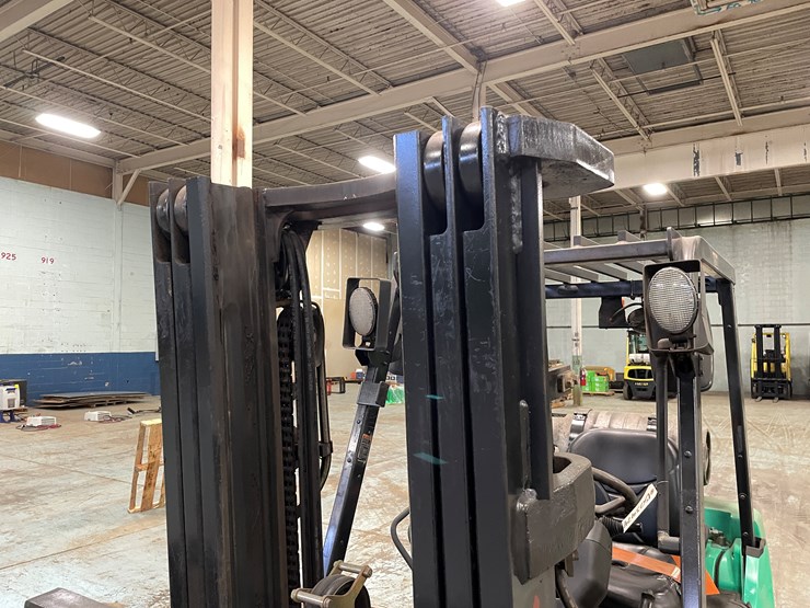 2018-mitsubishi-fgc25n-image-14