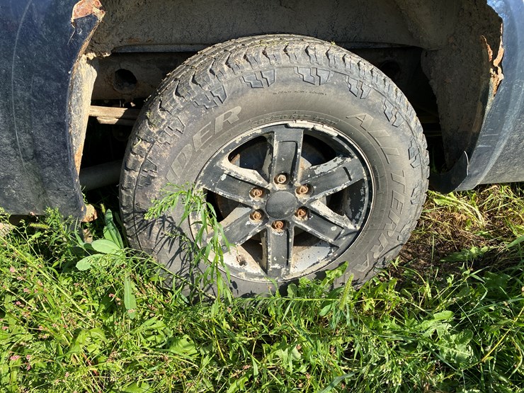 2010-gmc-sierra-1500-image-31