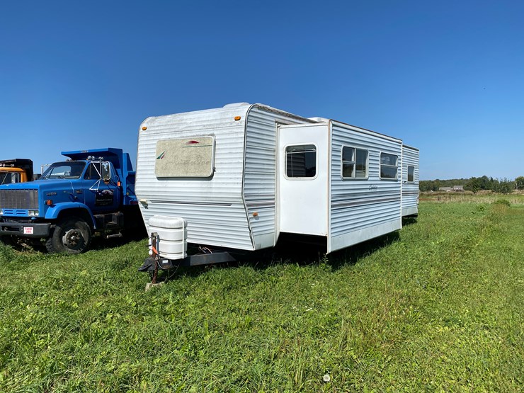 #1607-•-keystone-sprinter-360fk-camper,-(no-title)-image-1