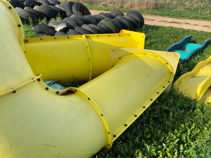 #1638-•-poly-slide-image-12