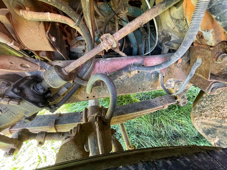 1982-international-dt466-image-53