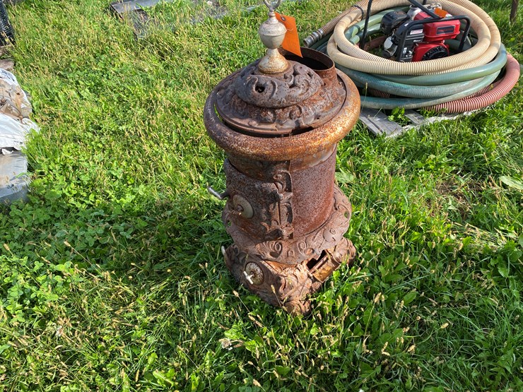 #1658-•-star-gem-cast-iron-wood-stove-image-2