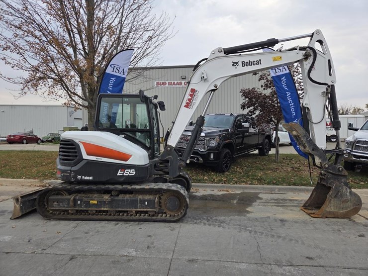 2019-bobcat-e85-image-6