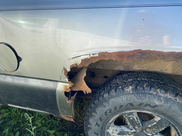 #1599-•-2000-chevy-silverado-1500-extended-cab-pickup-truck-(has-wi-title)-image-18