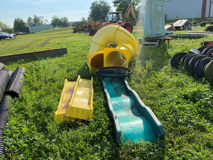 #1638-•-poly-slide-image-3