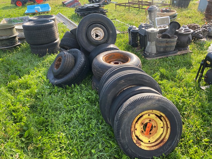 #1642-•-misc.-wheels-and-tires-image-1