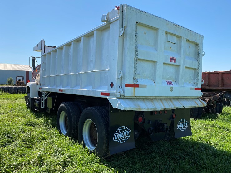 1988-ford-l9000-image-4